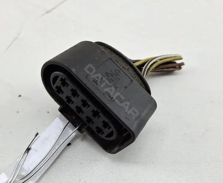 Разъем (фишка) проводки 1J0973735