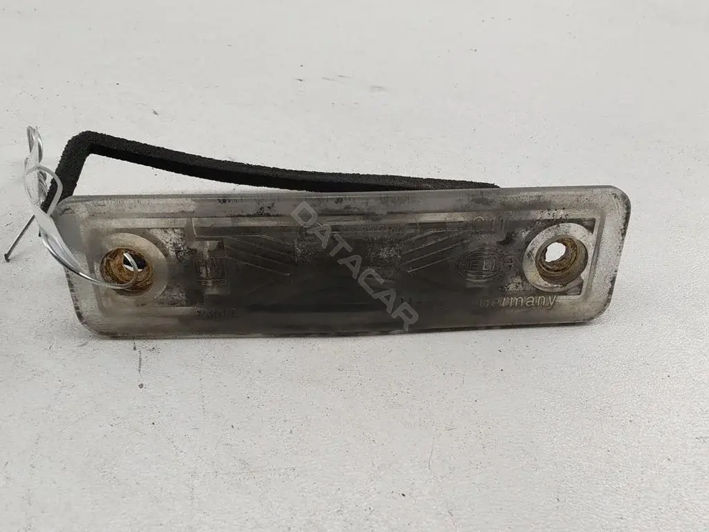 Фонарь подсветки номерного знака 22877R4