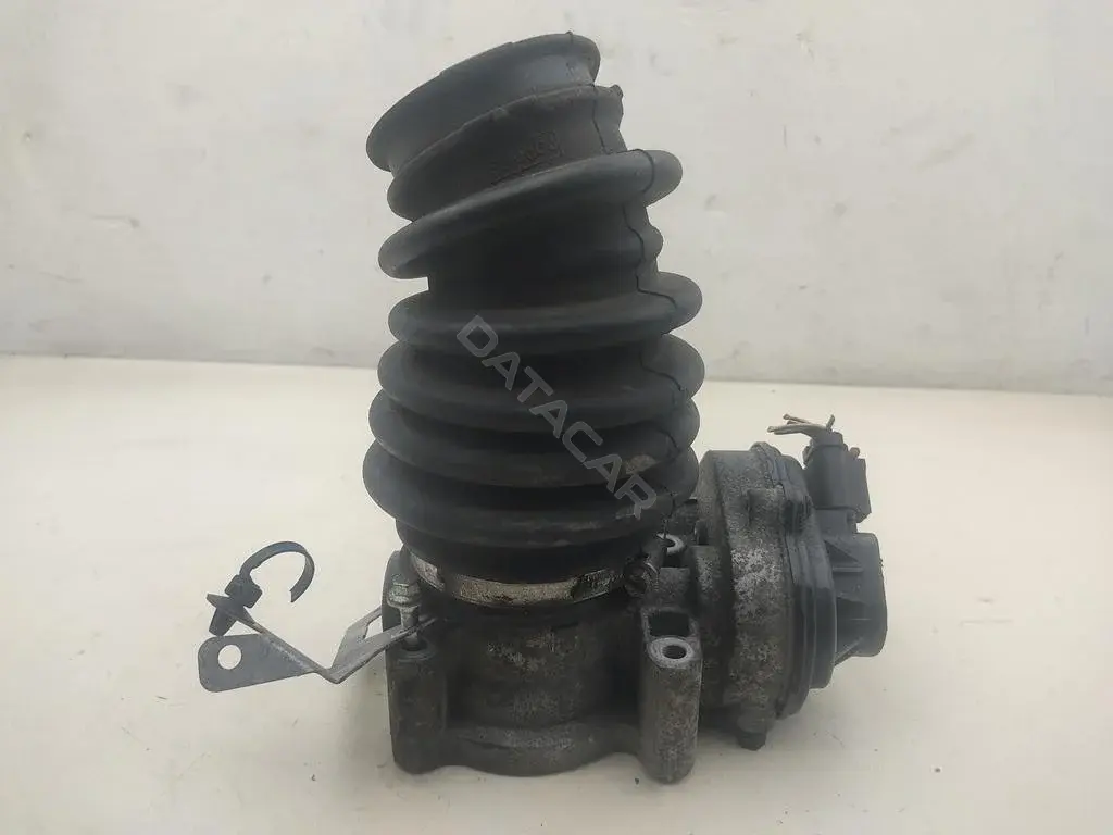 Дроссельная заслонка 4F9U9E928AC