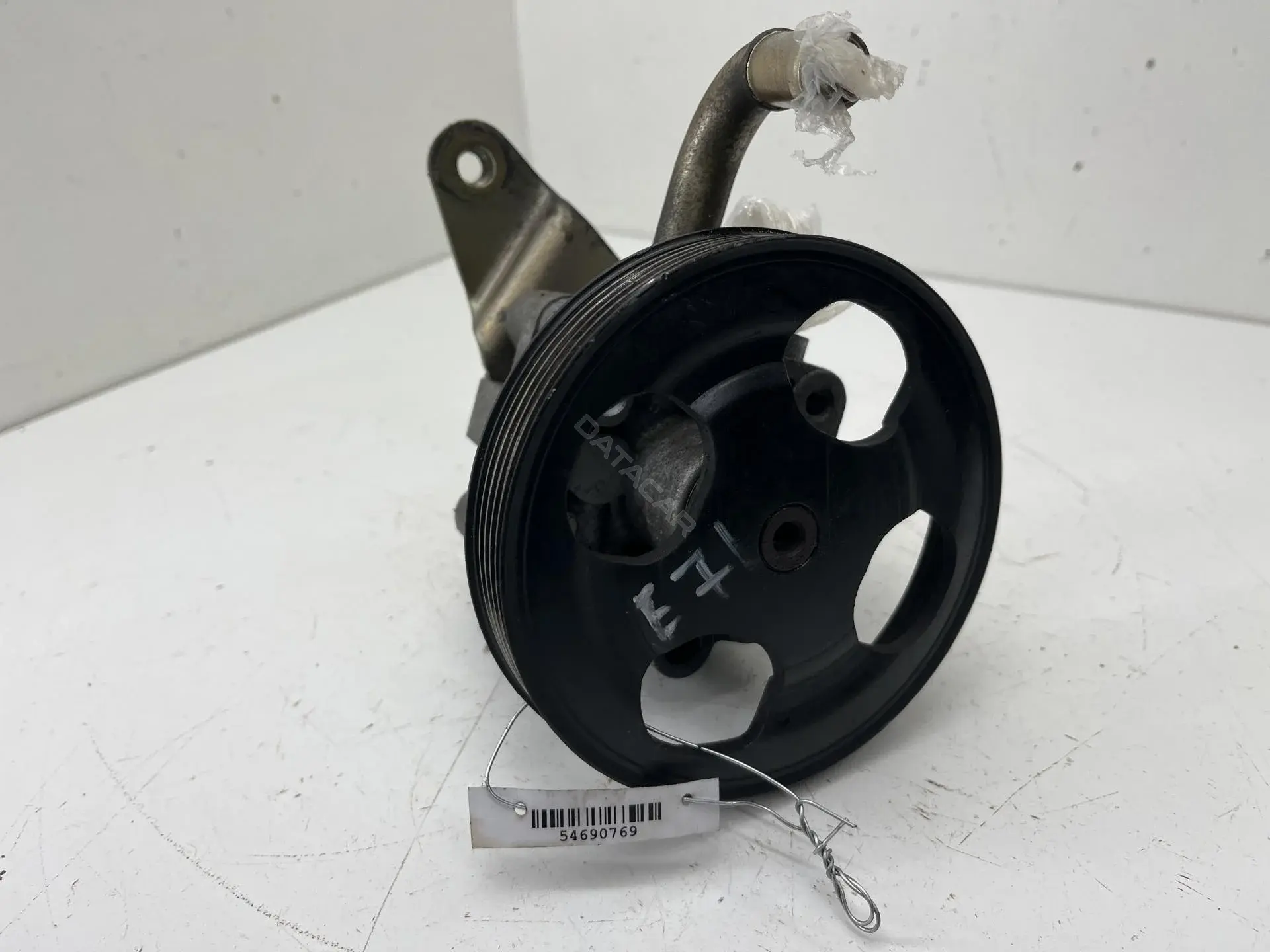 Насос гидроусилителя руля CB8032650A