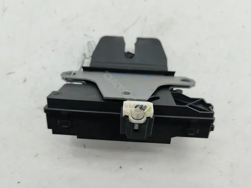 Замок крышки багажника 3M51R442A66AP