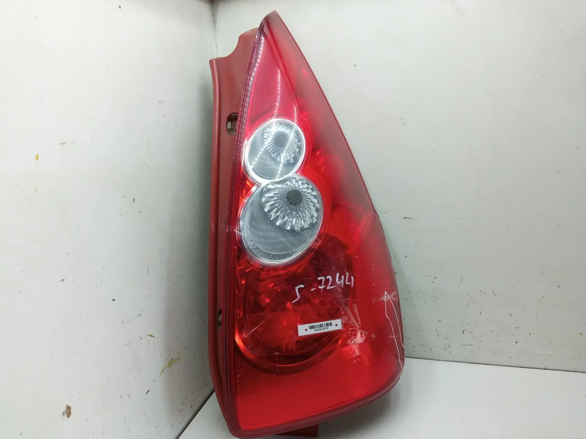 Задние фонари C23551150