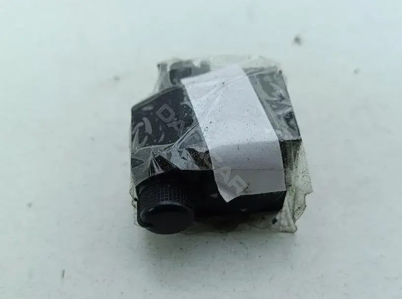 Джойстик регулировки зеркал 8D0959555A