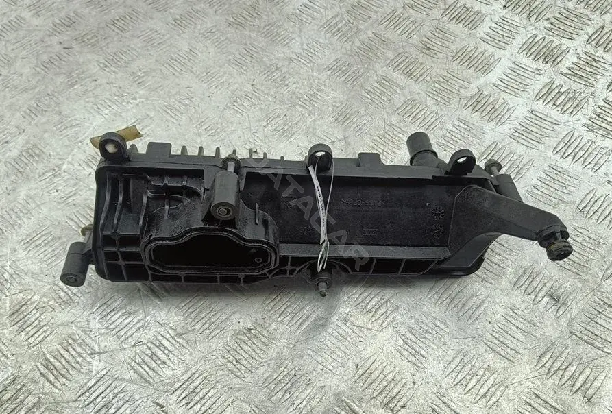 Клапан картерных газов GK2Q6C757AB