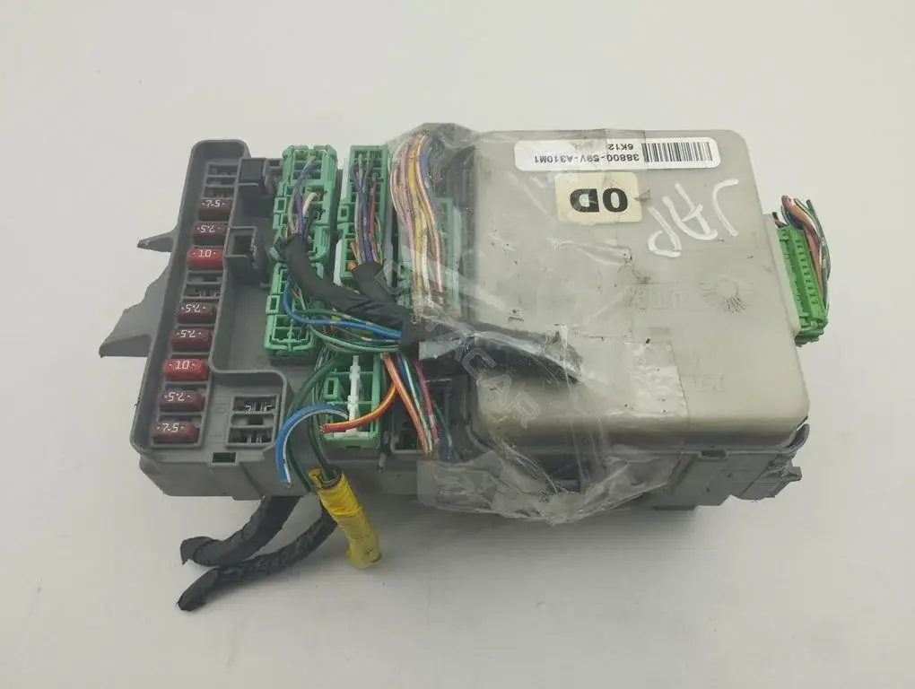 Блок предохранителей 38800S9VA310M1