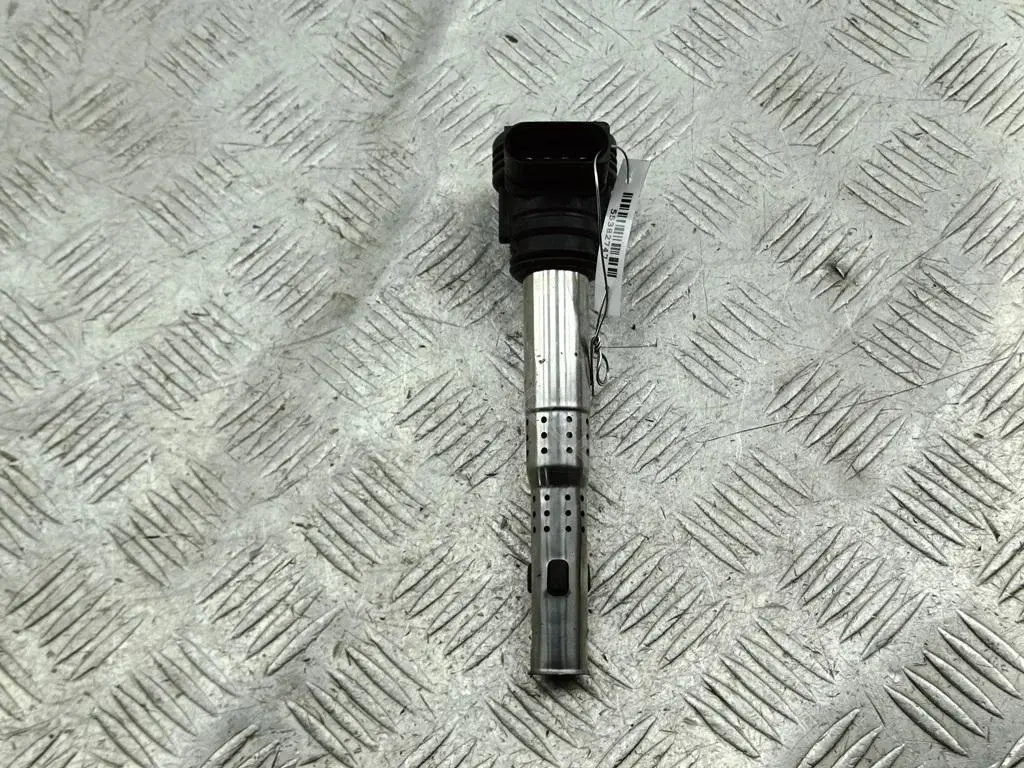 Катушка зажигания 07K905715C