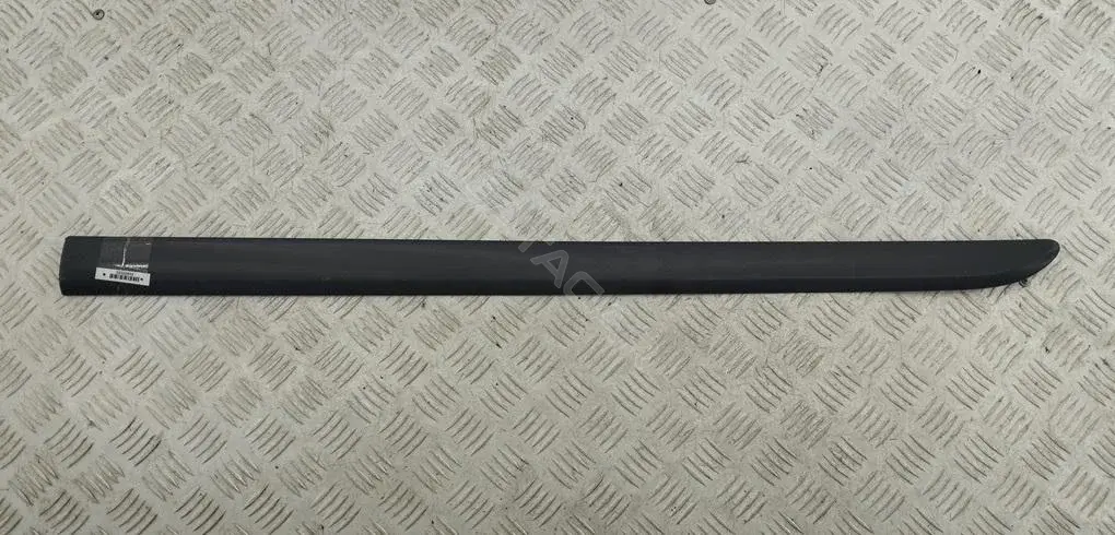 Молдинг двери 5J0853515