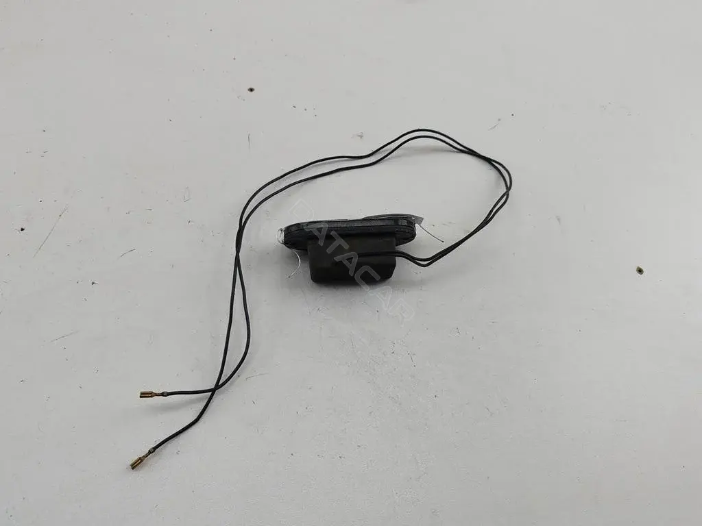 Фонарь подсветки номерного знака 95VW13550AA