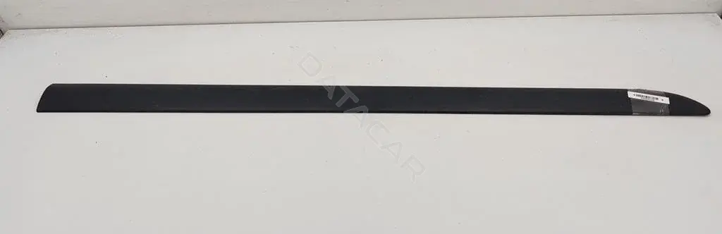 Молдинг двери 5J0853516