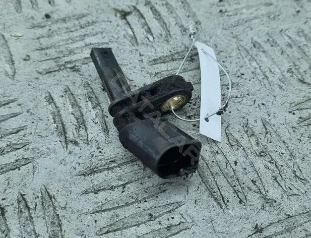 Датчик АБС 7h0927803