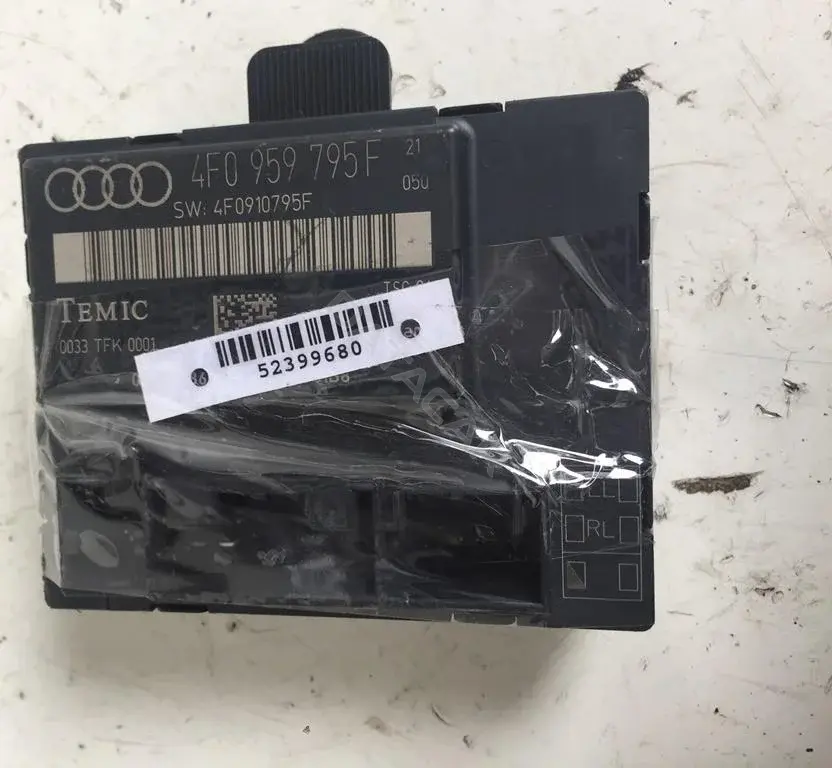 Блок управления двери 4F0959795F