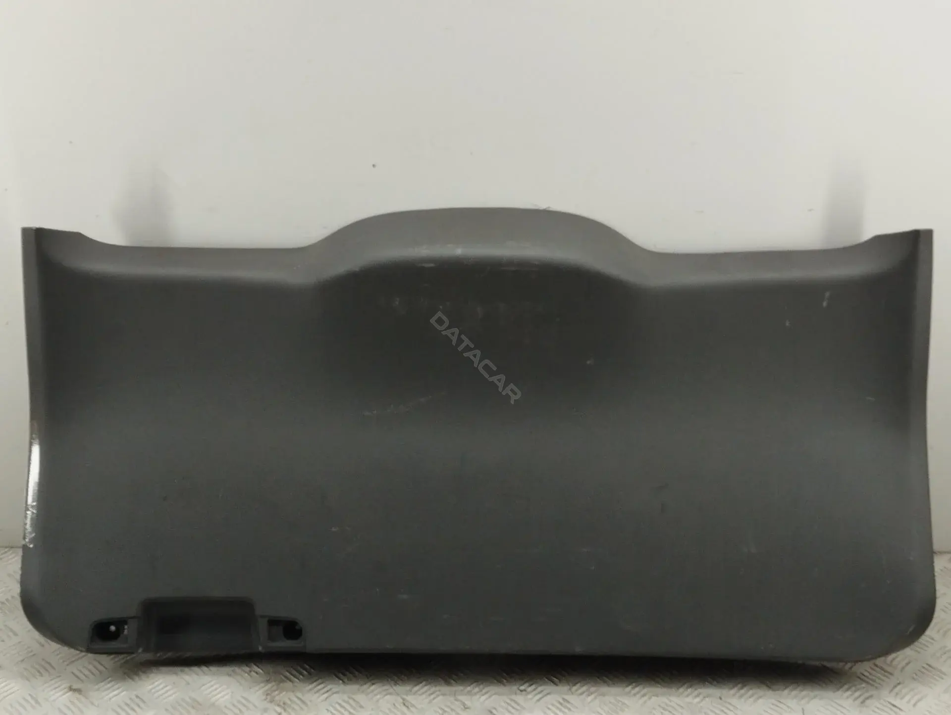 Обшивка крышки багажника 3M51R40411BJ