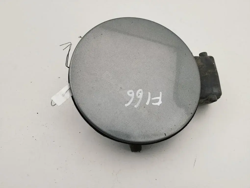 Крышка лючка топливного бака 3B0010275L