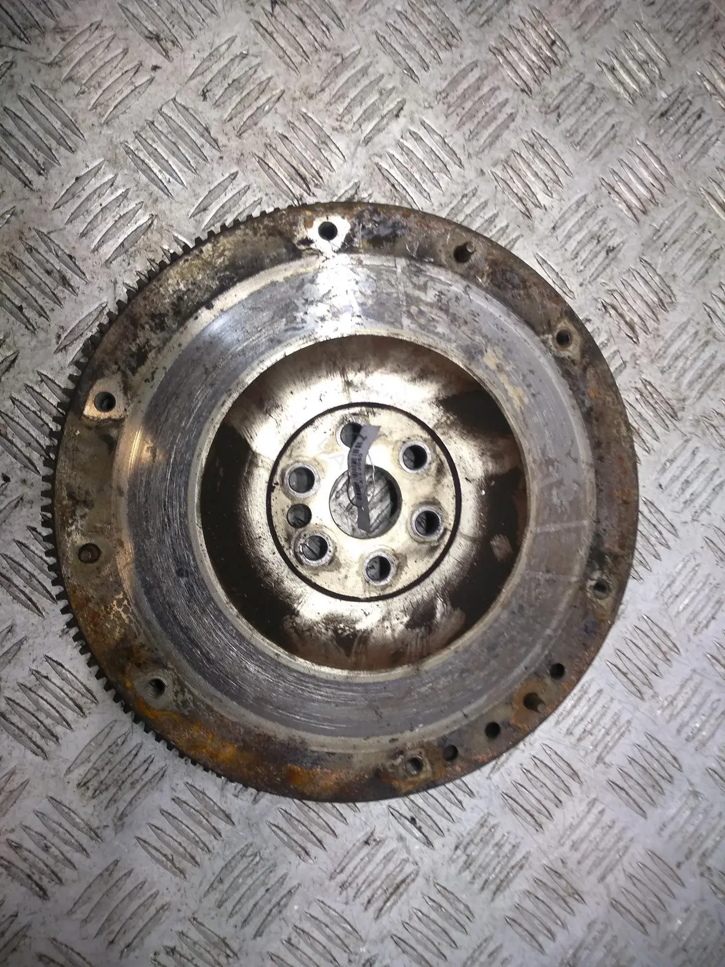 Маховик 98MM6375