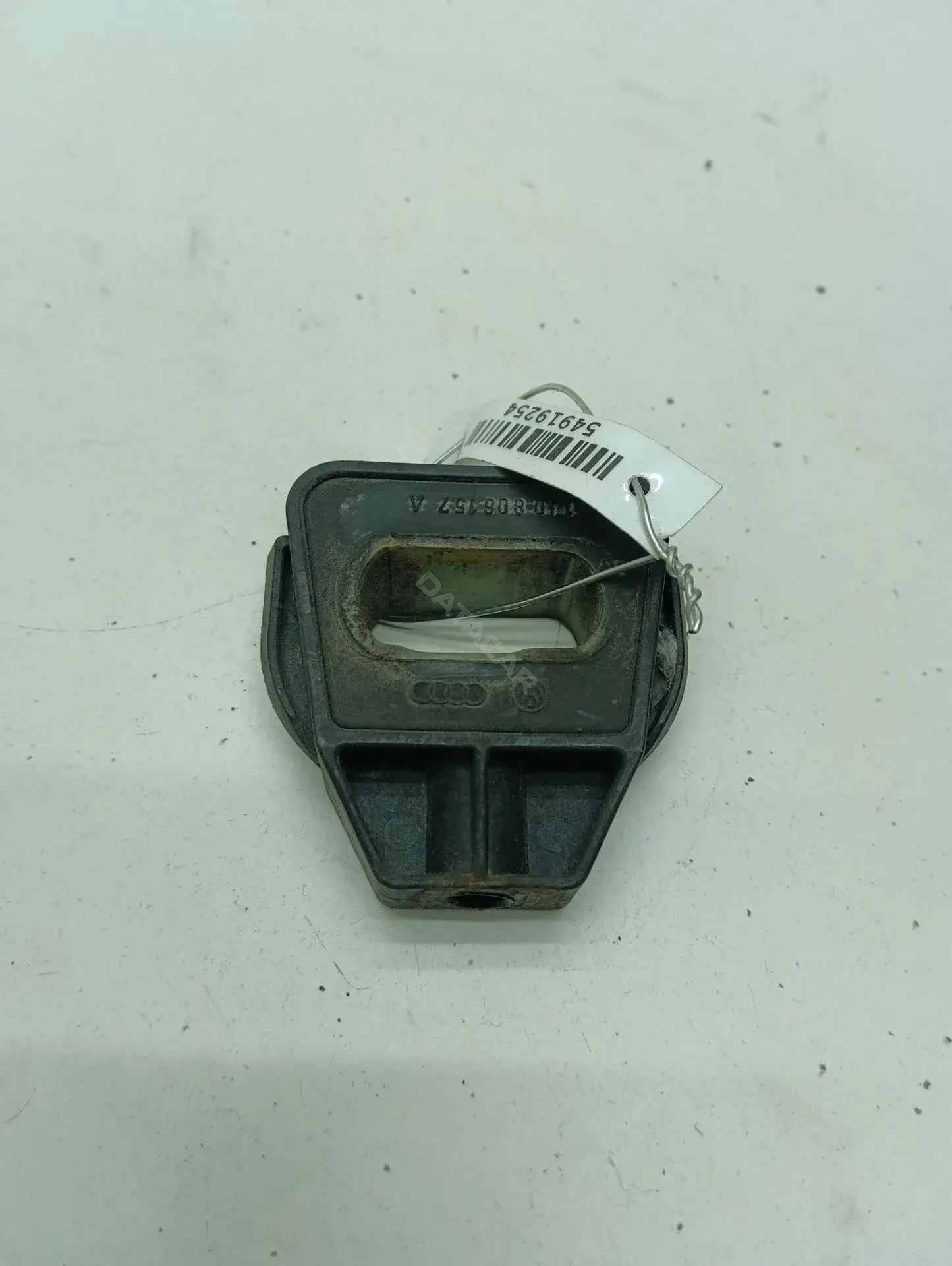 Кронштейн радиатора 1j0806157a