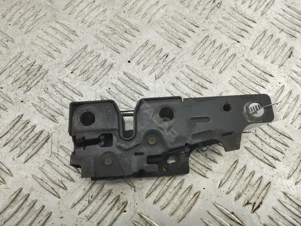 Замок капота 8P0823509D