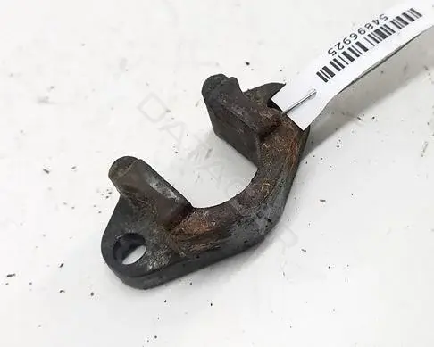 Крепление форсунки 13537787215