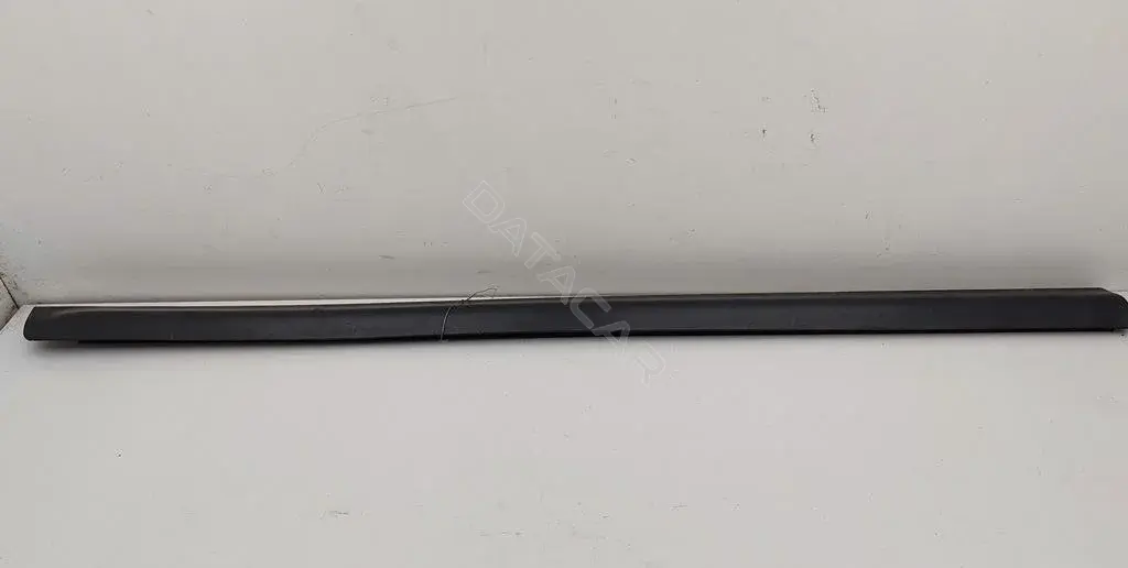 Молдинг двери 4B0853959