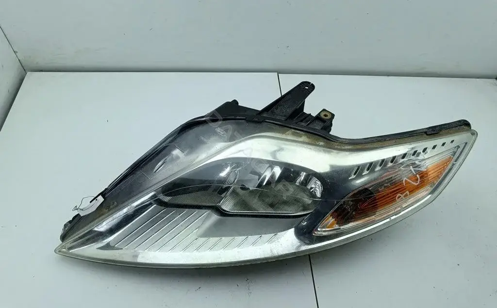 Фары BS7113W030AC