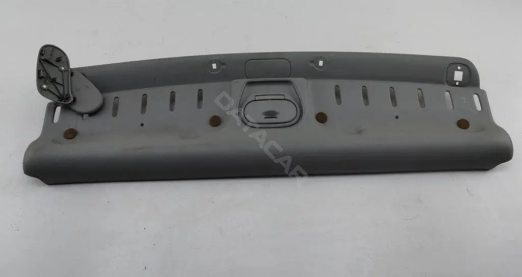 Полка над лобовым стеклом 8200339783