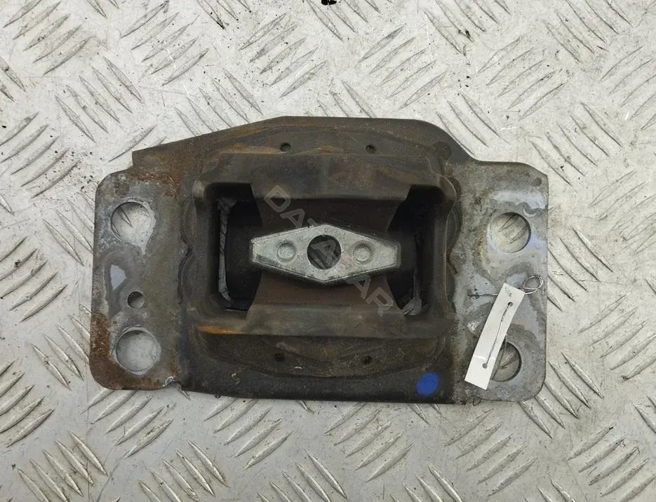 Подушка КПП 7G917M121BA