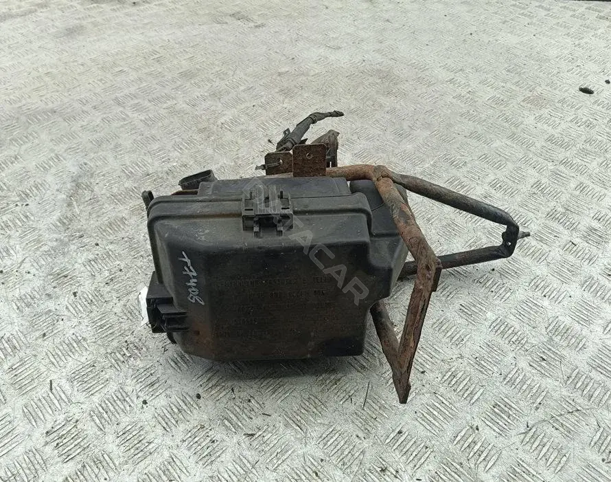 Блок предохранителей 69501171