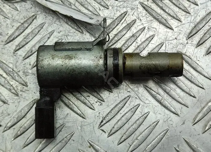 Клапан фаз газораспределения 03C906455A