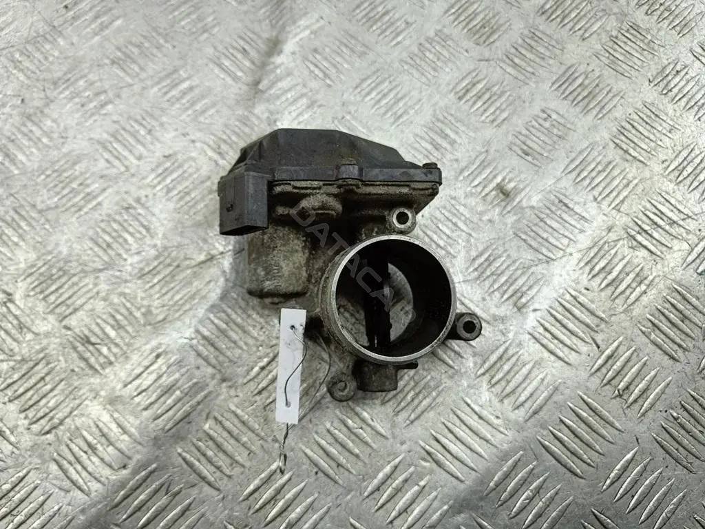 Дроссельная заслонка 03L128063R