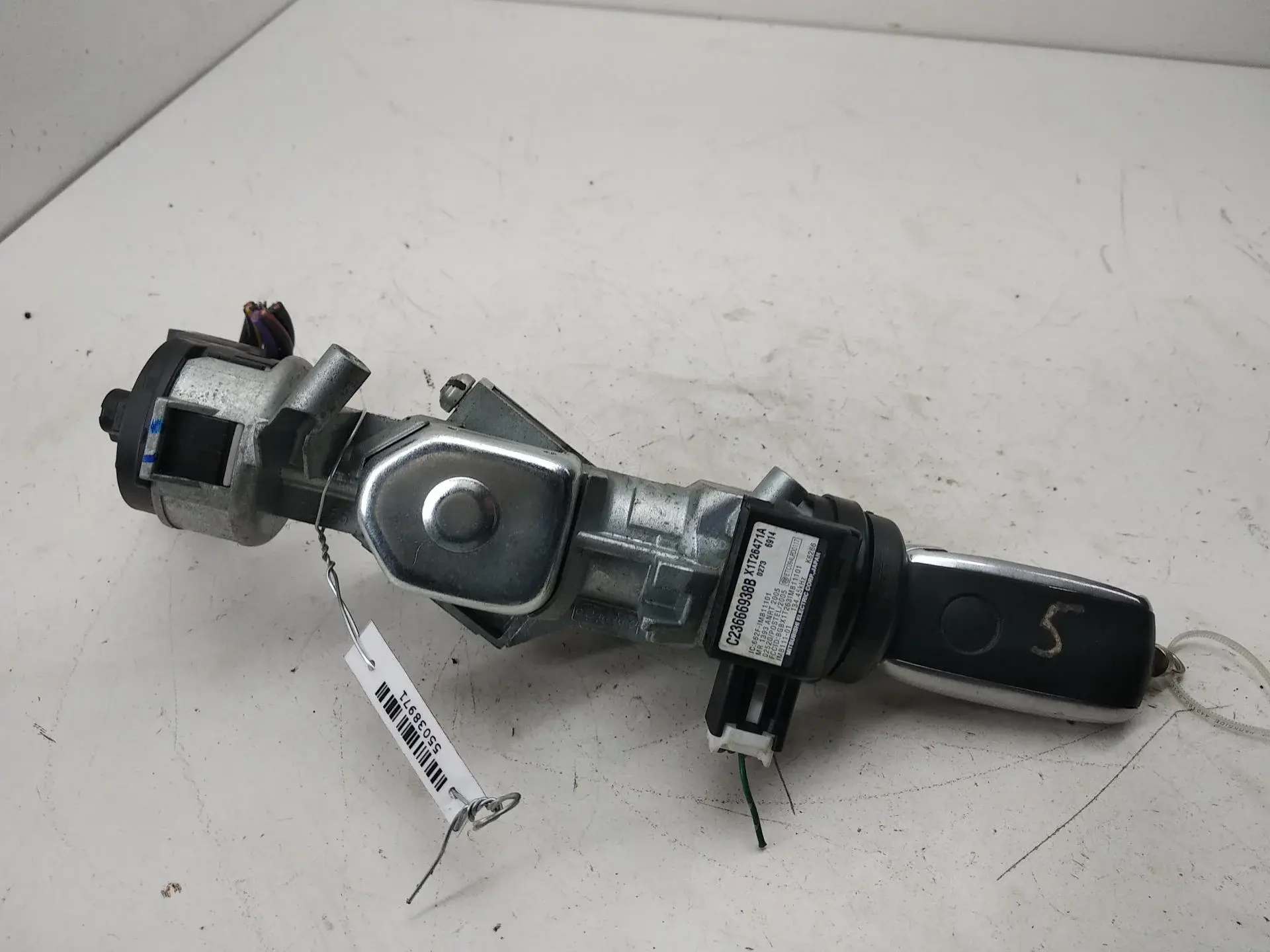 Замок зажигания 3M51-3F880-A