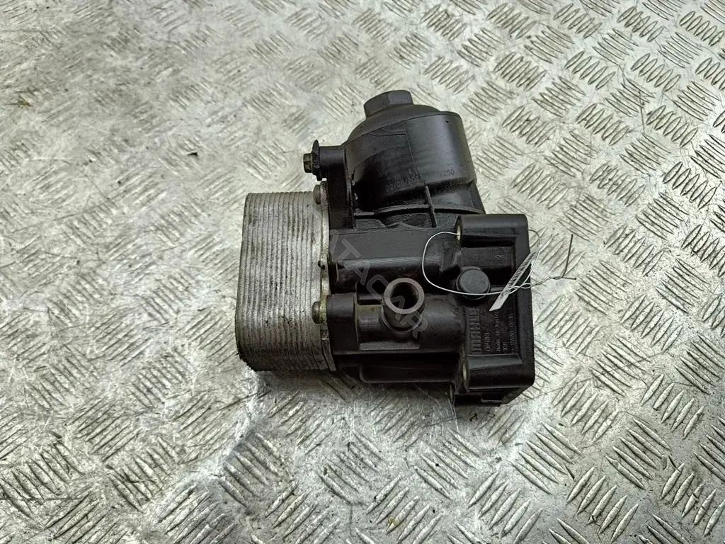 Корпус масляного фильтра 03L117021C, 70370281