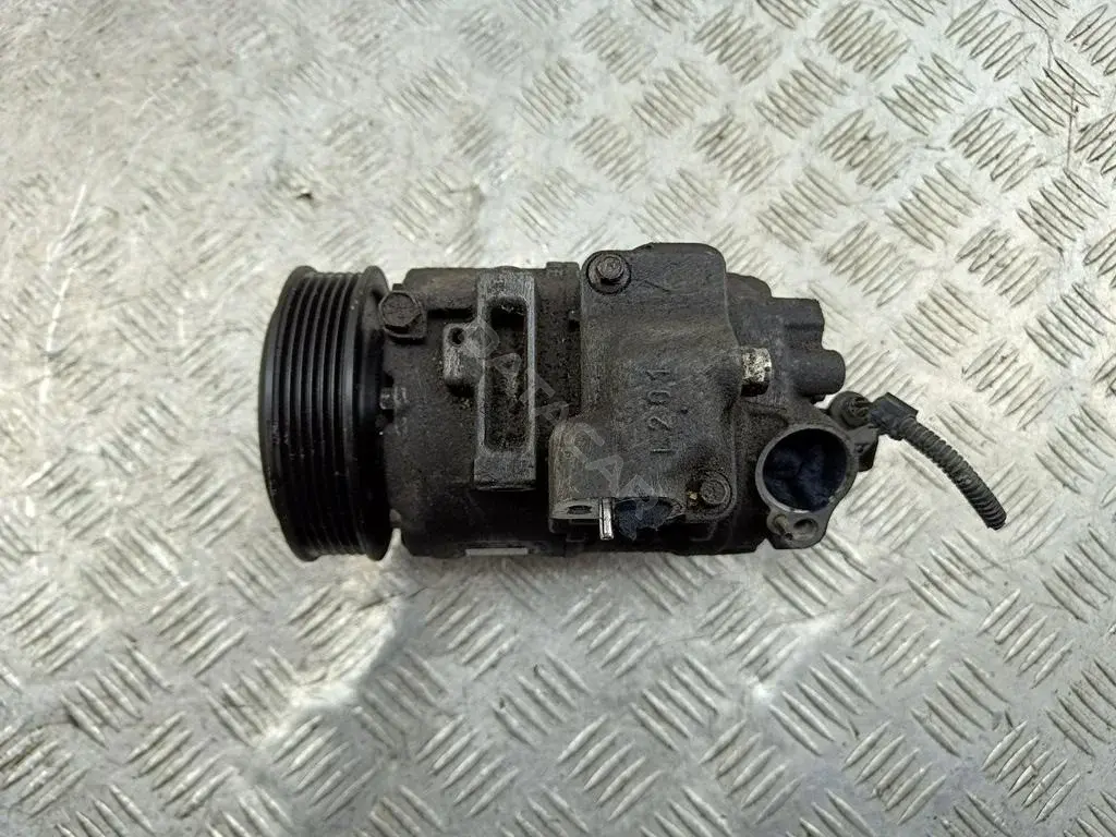 Компрессор кондиционера 6Q0820808F