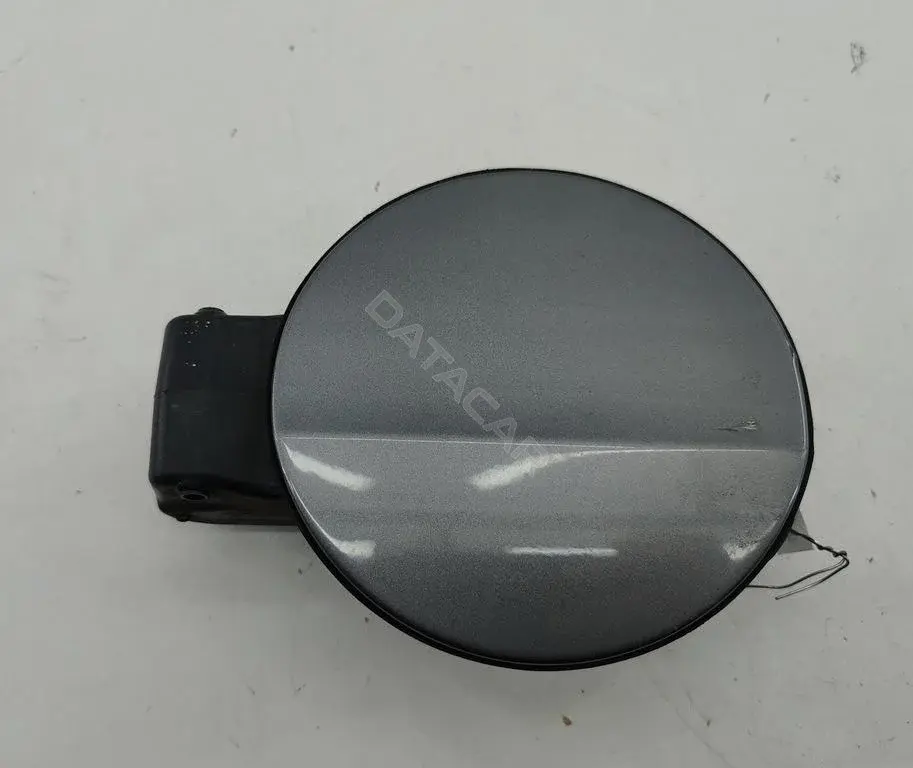 Крышка лючка топливного бака 3C0010650S