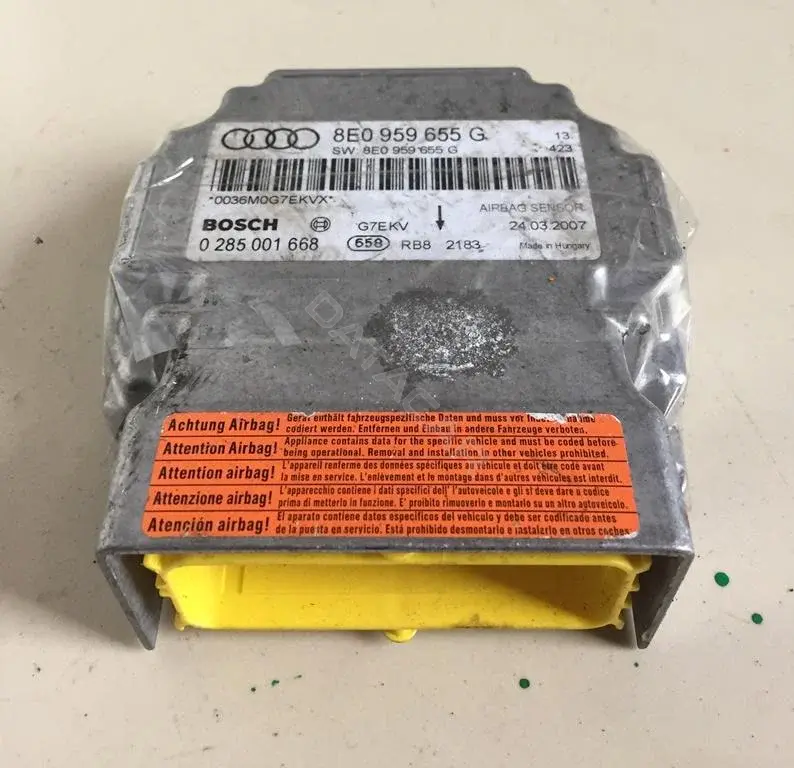 Блок управления подушками безопасности 8E0959655G