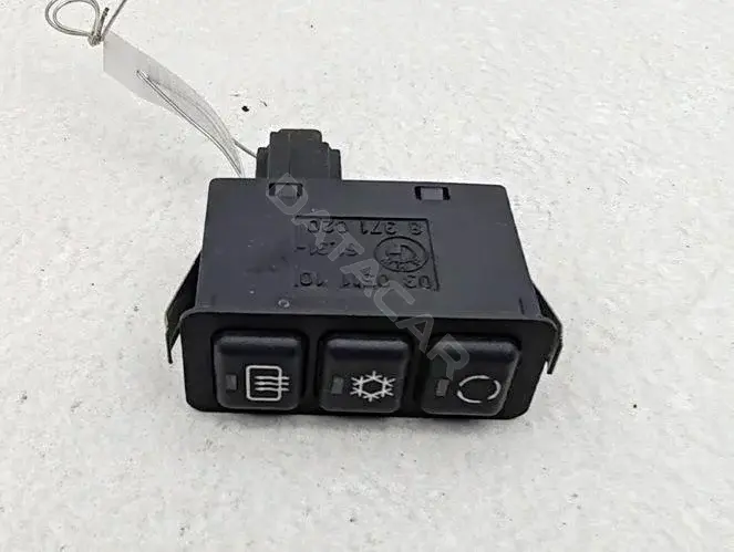 Кнопка кондиционера 8371020