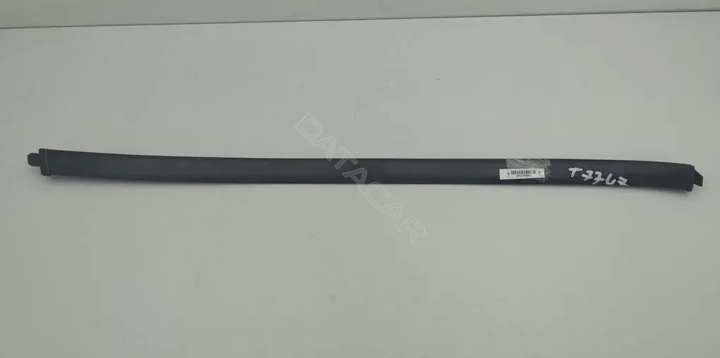 Молдинг лобового стекла 9478900