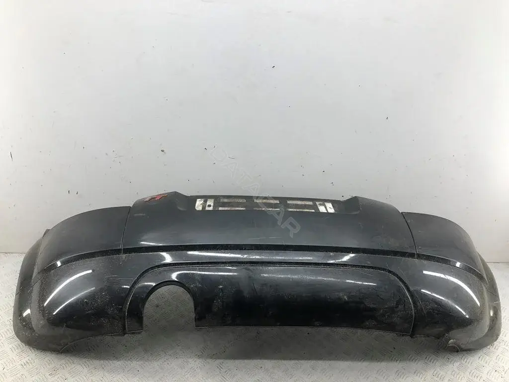 Задний бампер 8N0807511