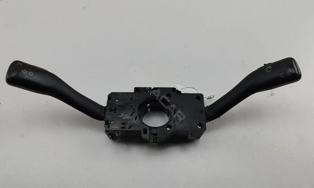 Переключатель подрулевой 8L0953513