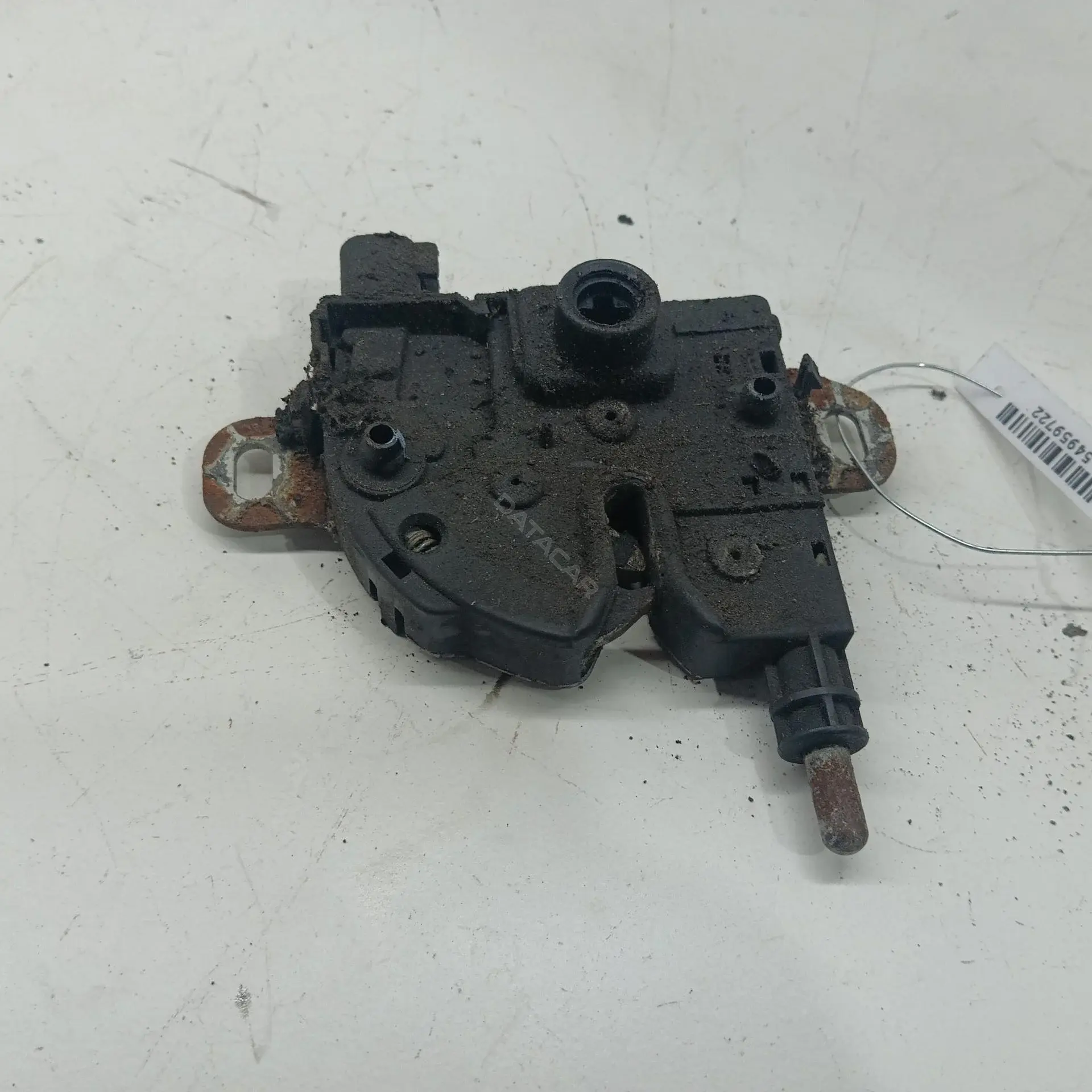 Замок капота 3M5116700AB
