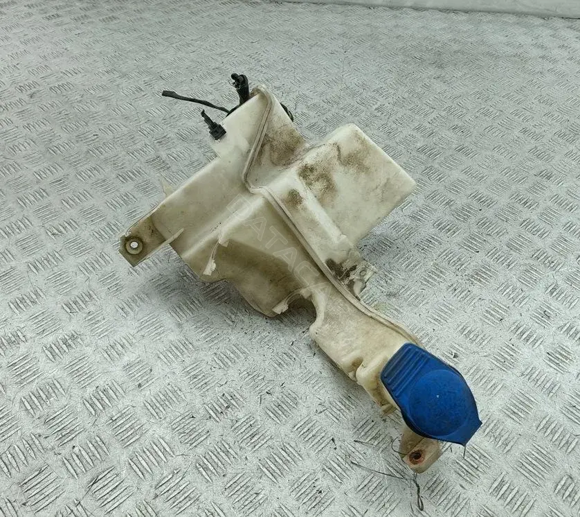 Бачок омывателя 54876540