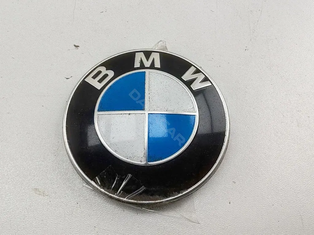 Эмблема 8132375