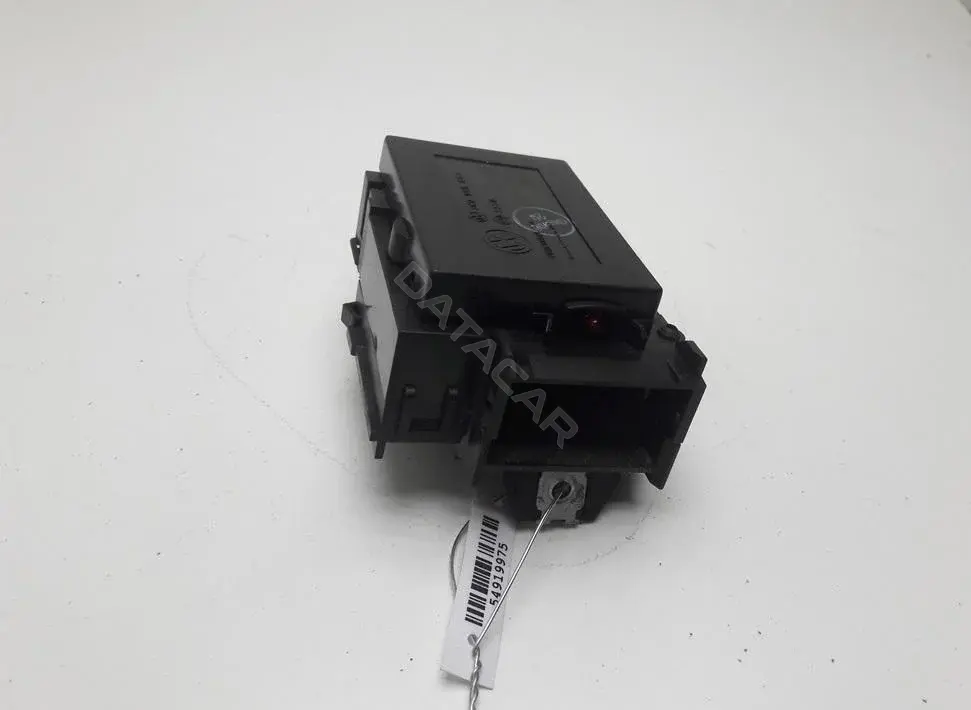 Замок зажигания 3c0905843m