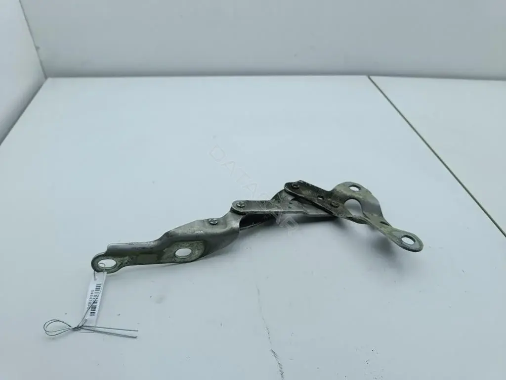 Петля капота 7M0823302