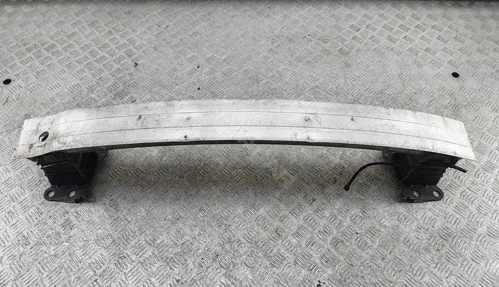 Усилитель бампера 8P3807113A