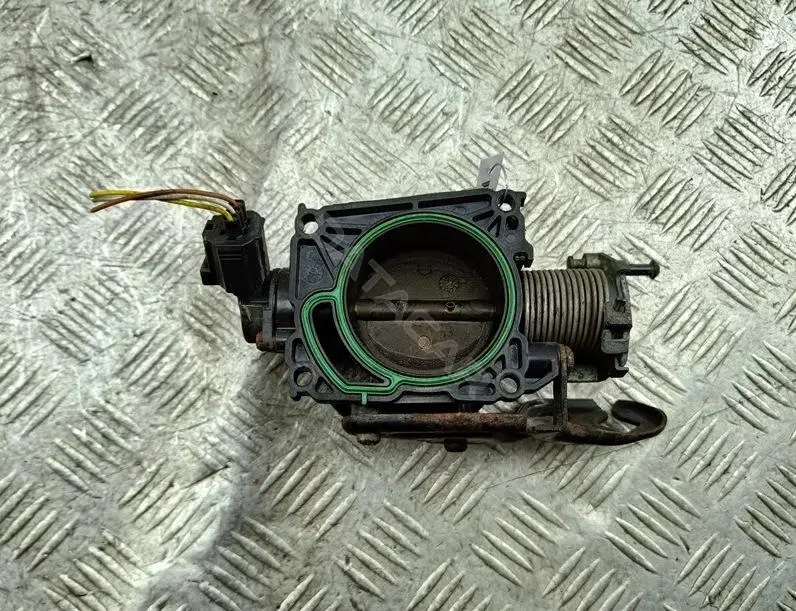 Дроссельная заслонка XS4U9E926MC