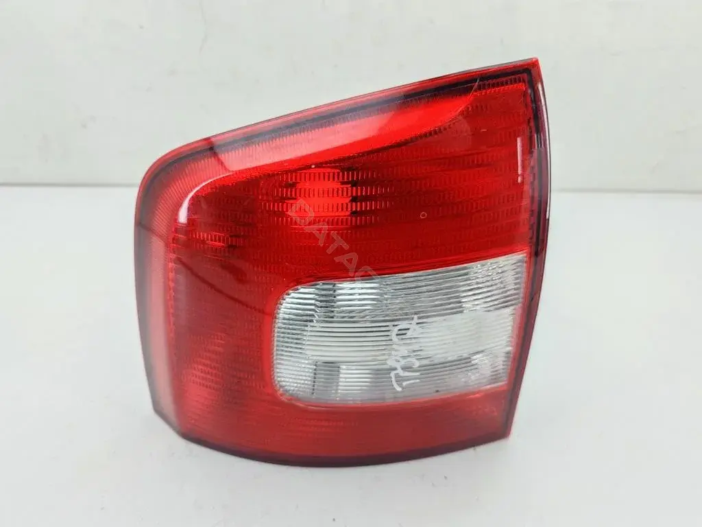 Задние фонари 1Z9945095A