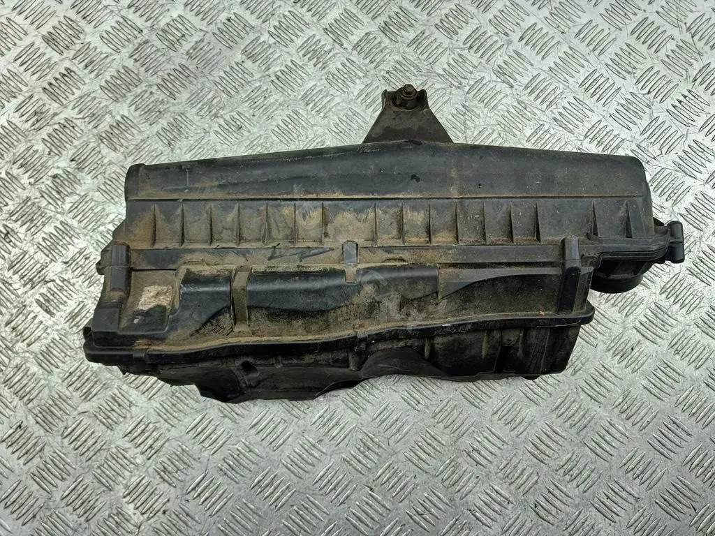 Корпус воздушного фильтра V753482280