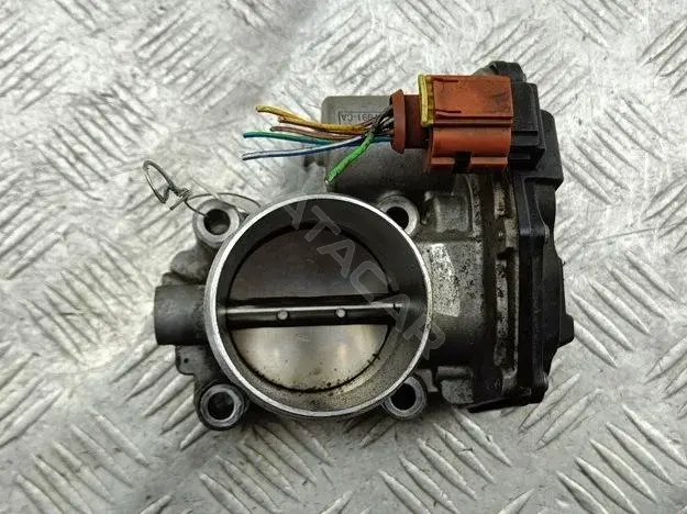 Дроссельная заслонка DS7G9F991CA