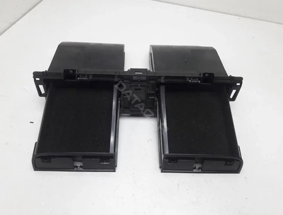 Бардачок 3c0858407