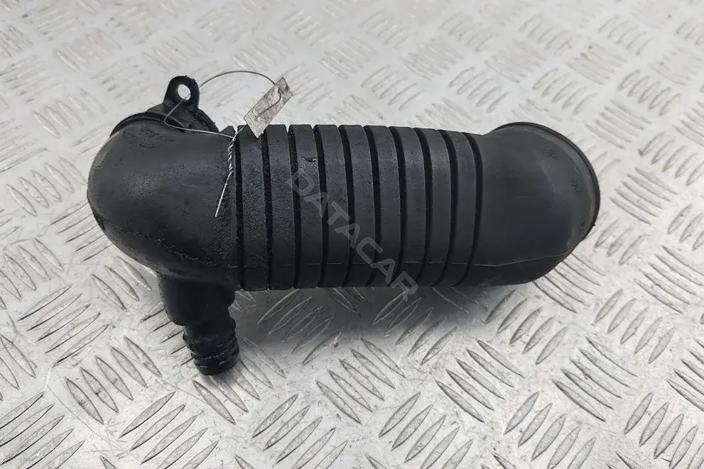 Патрубок интеркулера 8D0129615F