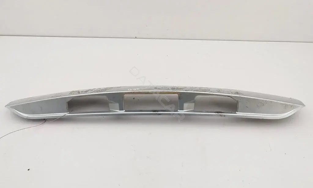 Фонарь подсветки номерного знака GL6L50811
